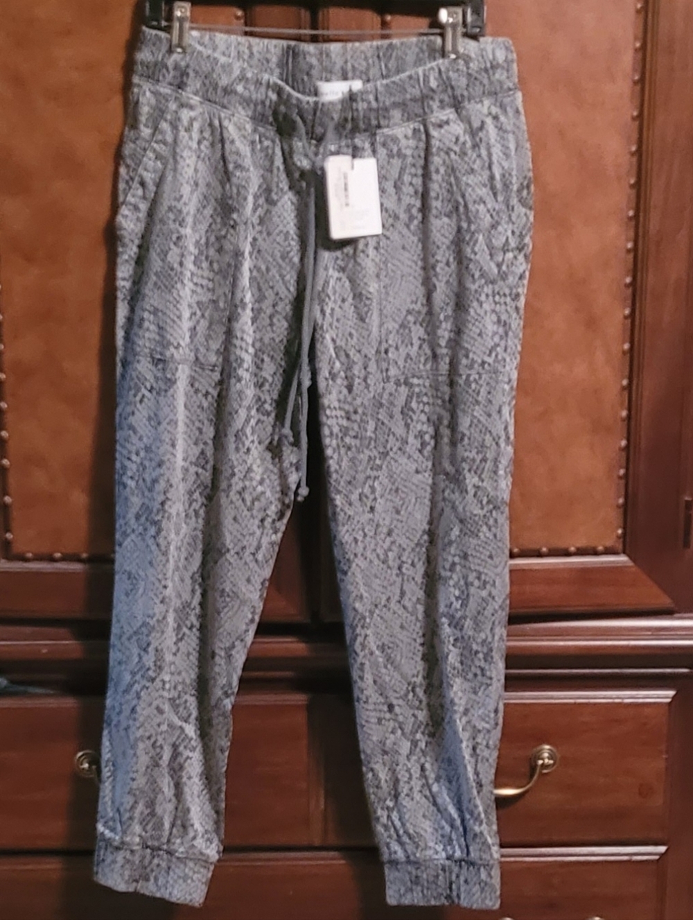 NWT Bella Dahl Jogger Pants M